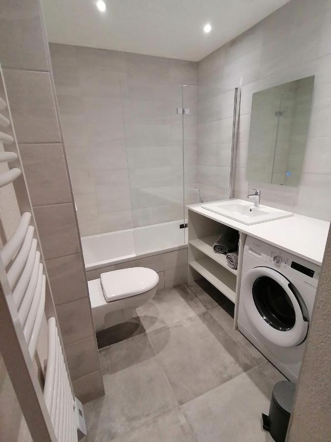 Chez Leon, Jacuzzi Et Sauna Des Le 1Er Septembre 2025 Samoens Exterior photo