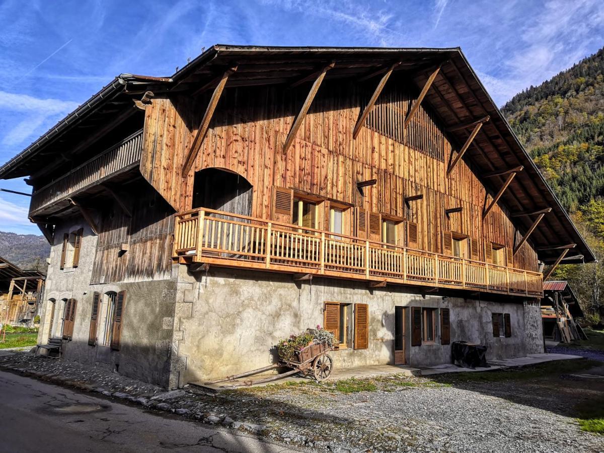 Chez Leon, Jacuzzi Et Sauna Des Le 1Er Septembre 2025 Samoens Exterior photo
